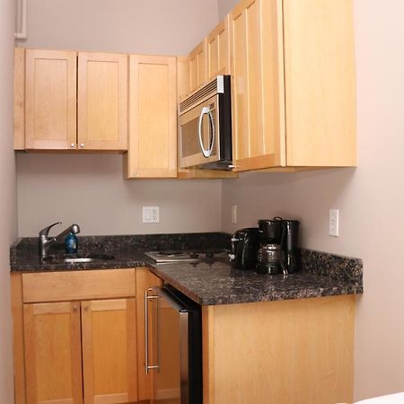 Stylish Downtown Studio In The South End, C. Ave #1 Boston Eksteriør billede