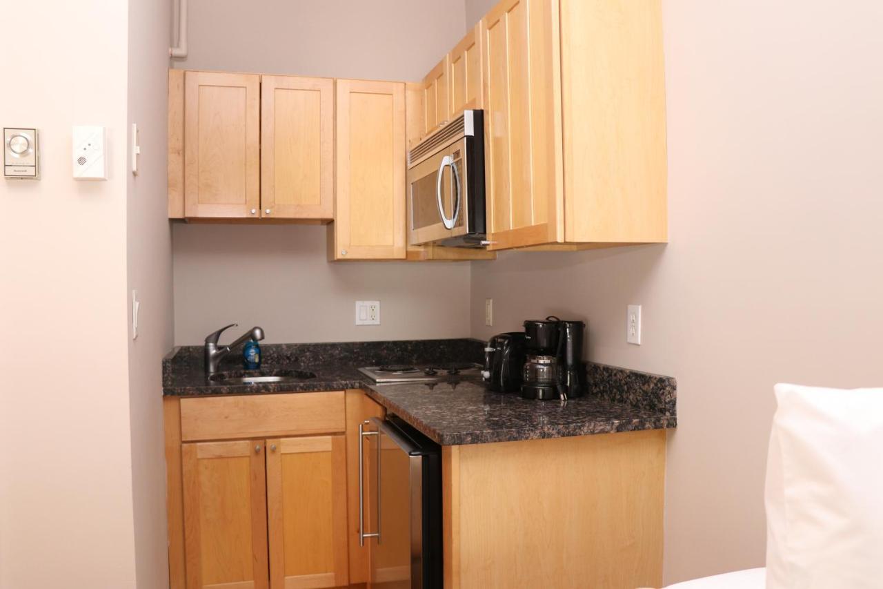 Stylish Downtown Studio In The South End, C. Ave #1 Boston Eksteriør billede
