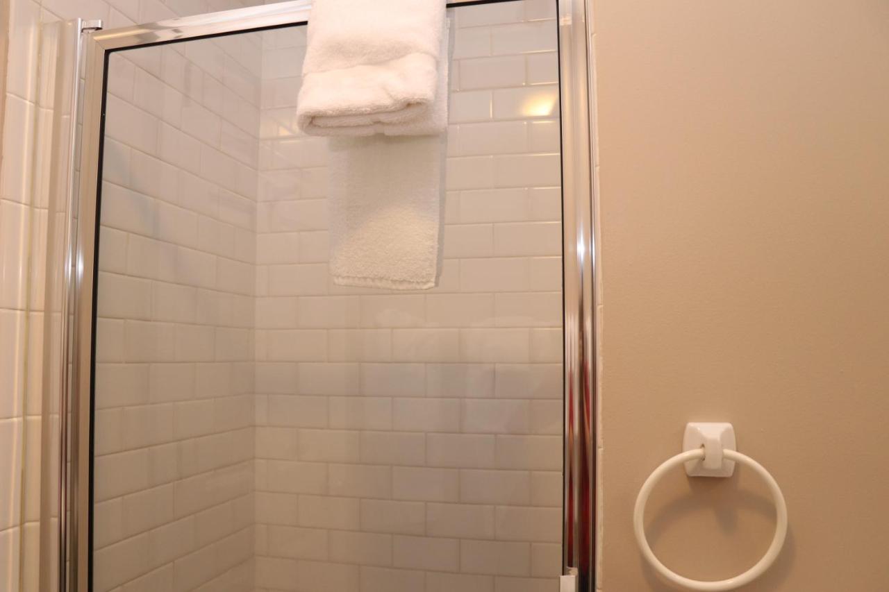 Stylish Downtown Studio In The South End, C. Ave #1 Boston Eksteriør billede